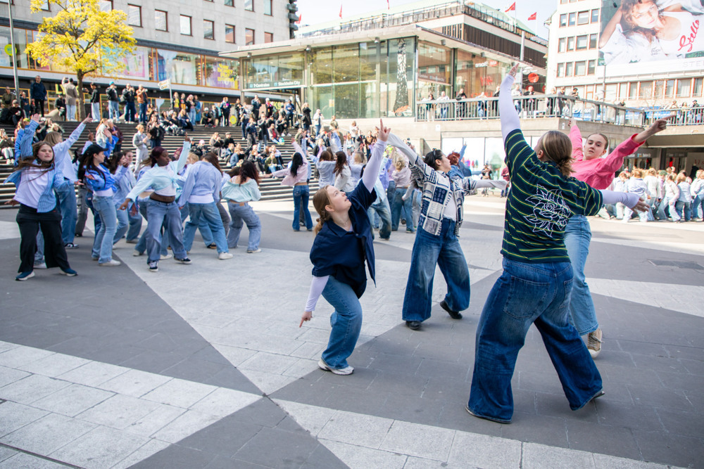 Dansens dag-1-4_1000px.jpg